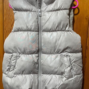 Silver gilet, great for winter #winteraccessories